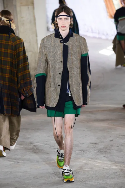 Look 26
